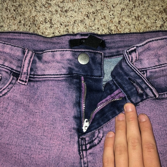 Shorts - Picture 4 of 5